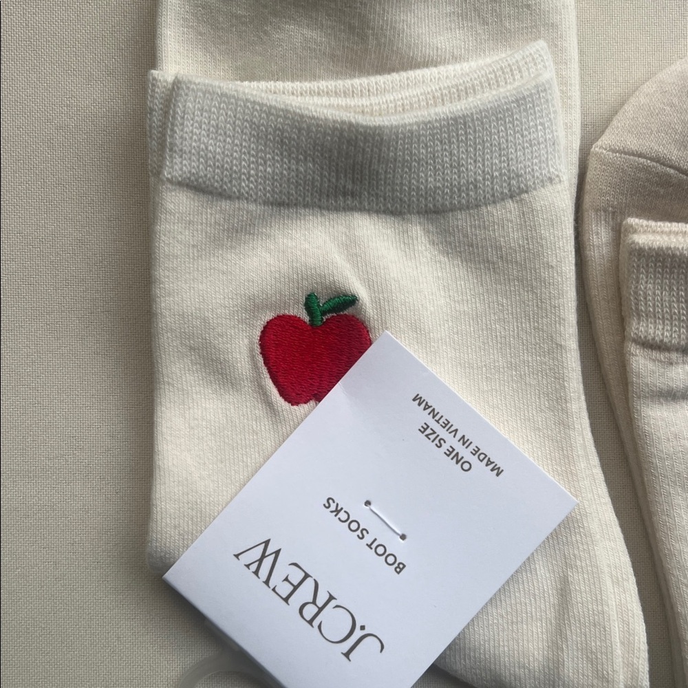 J. Crew Cream Boot Socks with Apple and Heart Embroidery 2 Pack - Picture 3 of 9